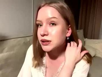 rachellegentile — GOAL -  lick my lips to make them shine with saliva Hi CB! I'm Alice! #new here, #18 y.o and little #shy #blonde #petite [26 tokens remaining]
