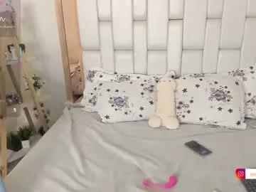 rosannaking on Chaturbate