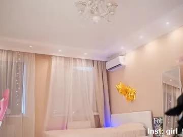 Freechat rosyemily on Chaturbate