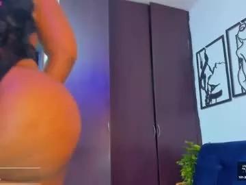 Freechat roxanasmiith on Chaturbate