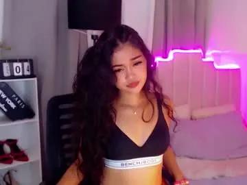 Freechat roxxy_blossom on Chaturbate