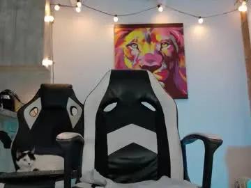 Freechat ryann_blue_ on Chaturbate