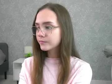 sara_whooops — Goal: Show and tease nipples close to cam! #teen #shy #18 #young #bigass [150 tokens remaining]