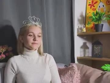 savannahshor on Chaturbate