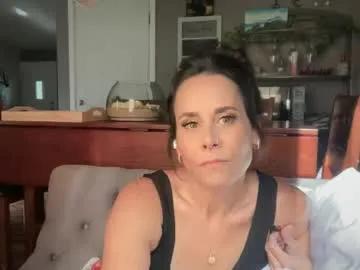 Freechat sayplsgdgrl on Chaturbate