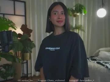 Freechat sensualcherry_ on Chaturbate