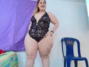 Freechat sexy_curvi on Chaturbate