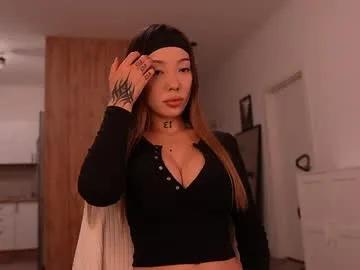 sharlin_13 on Chaturbate