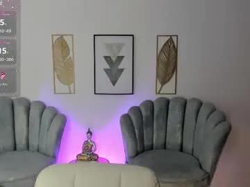 sharon_breezee on Chaturbate