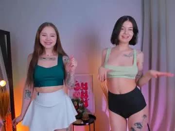 Freechat shiny_bell on Chaturbate