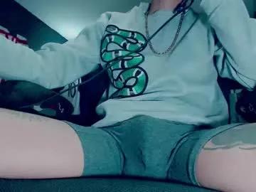 Freechat skateboy444 on Chaturbate