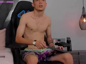 Freechat smitgrey on Chaturbate