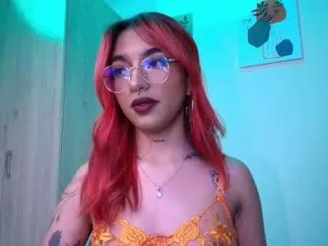 sofiaafoxx on Chaturbate