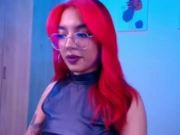 sofiaafoxx on Chaturbate