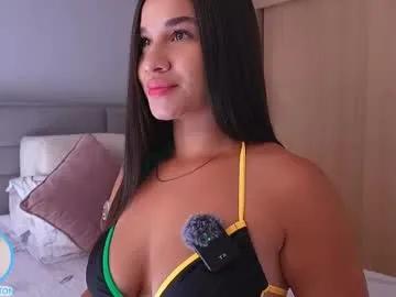 Freechat sophie_belton on Chaturbate