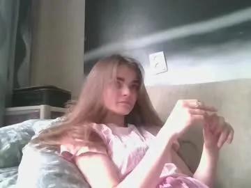 Private sophiesuvi on Chaturbate