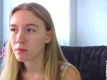 succubelle on Chaturbate