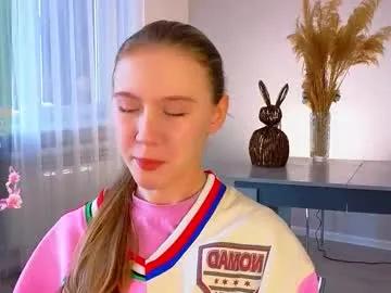 succubelle — GOAL: unbutton my pants and lower on ass [59 tokens remaining] hey hey dear! #18 #shy #body #smalltits #natural