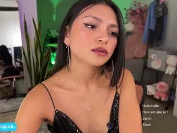 sweet_littleee on Chaturbate