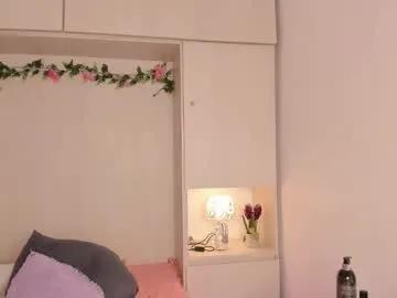 tarawiilson_ — CONTROL DOMI! make my buttocks bounce in your face  - Multi Goal: SQUIRT ON YOUR MOUTH [500tk each Goal] #fuckmachine #blowjob #bbw #curvy #ebony