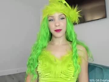 theislandgirl on Chaturbate