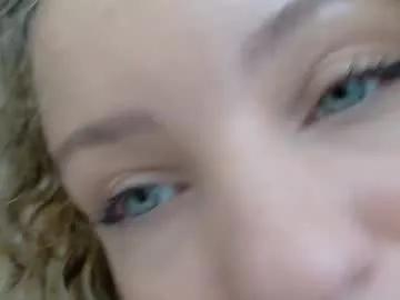 theislandgirl on Chaturbate