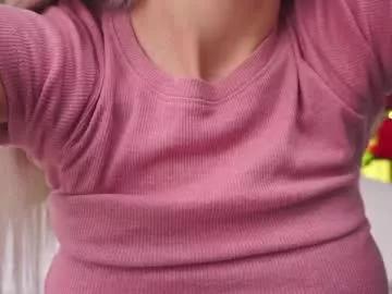 Freechat therealfallingangel on Chaturbate