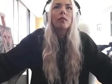 tinykylie on Chaturbate