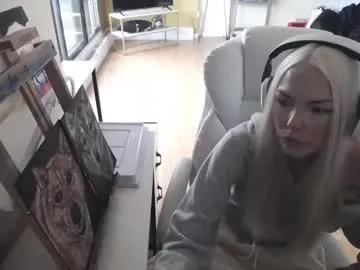 tinykylie on Chaturbate