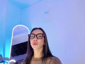 Away tinymoon_ on Chaturbate