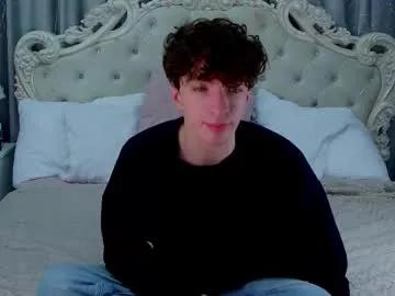 trevorbenson on Chaturbate