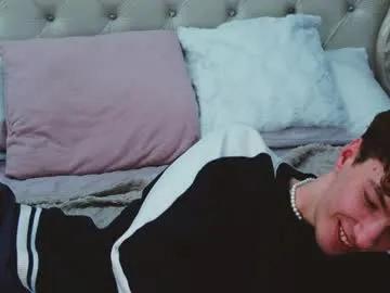 trevorbenson on Chaturbate