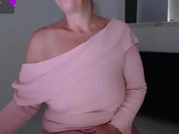 unfulfilledwife on Chaturbate