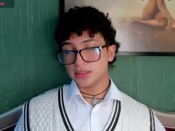 Freechat valentin0_3 on Chaturbate