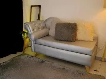 Freechat valeriebony on Chaturbate