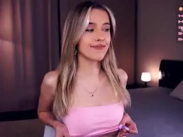 Freechat victoriadreamtt on Chaturbate