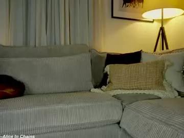 x_lily_x on Chaturbate