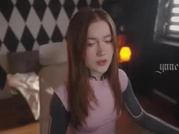 Private ynnenbrynn on Chaturbate