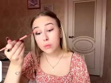 yolondaillovsky — Goal: Lick my pump lips closely #bigass #new #18 #cute #blonde [0 tokens remaining]