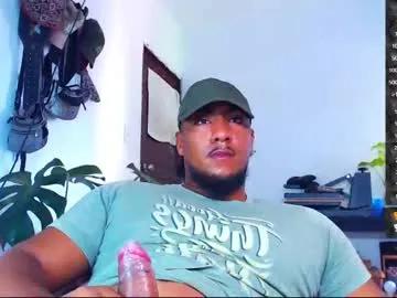 yosoy_enzo2020 on Chaturbate