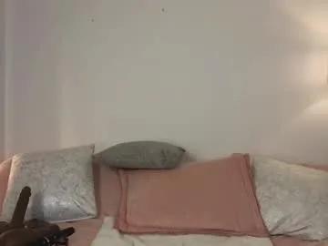 Freechat zuly_zahir_01 on Chaturbate