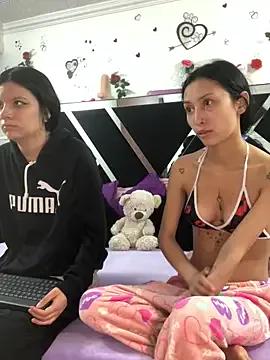 1lovelygirls on StripChat