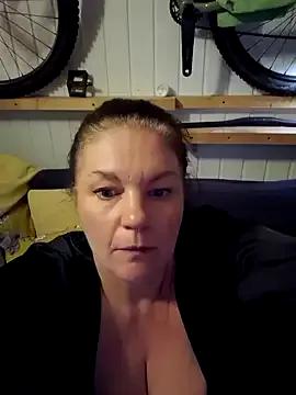 420Curvybabe — Spoil me rotten before shopping