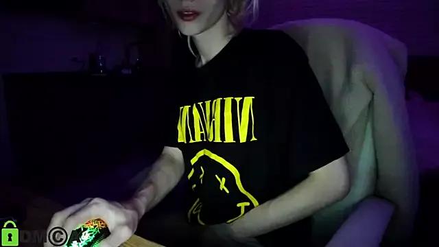 _Alice_Kitty on StripChat