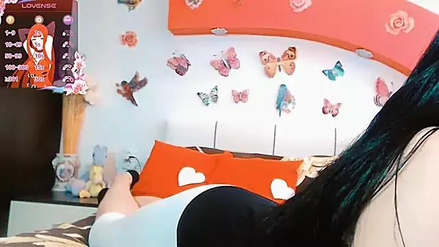 _magic_smile_11 on StripChat