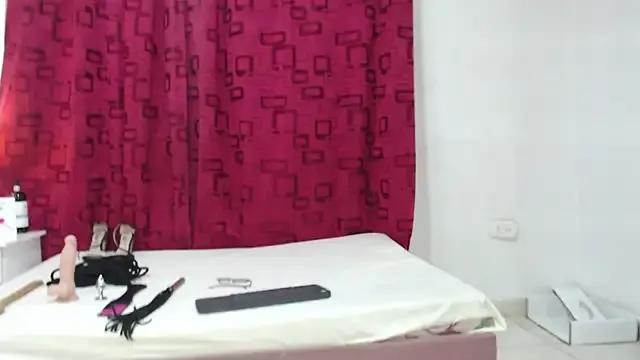 Freechat _nicolesweet on StripChat