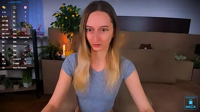 StripChat _Ri_na_ is Freechat _Ri_na_ — If you think I'm beautiful today