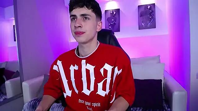 Freechat AdrianRinaldi on StripChat