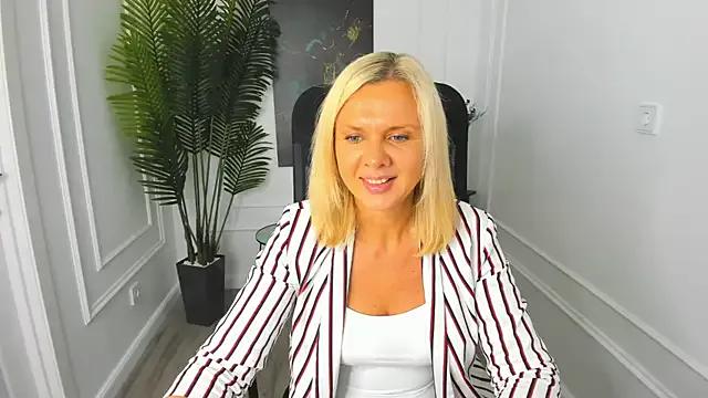 Freechat AgathaKlouin on StripChat