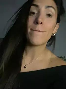 alessandra-a on StripChat